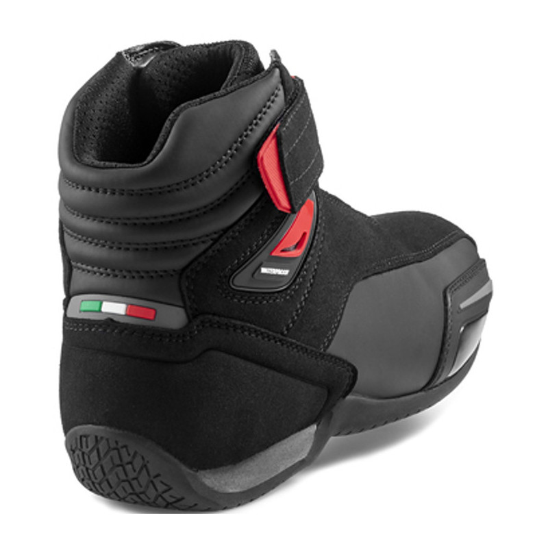 BOTAS STYLMARTIN VECTOR WP BLACK / RED