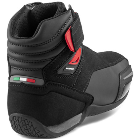 BOTAS STYLMARTIN VECTOR WP BLACK / RED